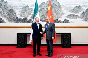 China-Iran membahas upaya penyelesaian konflik di kawasan Teluk