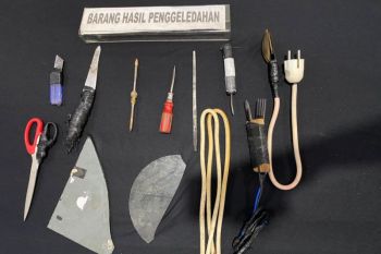 Lapas Semarang mengamankan gunting dan senjata tajam rakitan
