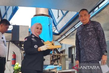 2,06 kg kokain dan 993 gram sabu dimusnahkan di Makassar