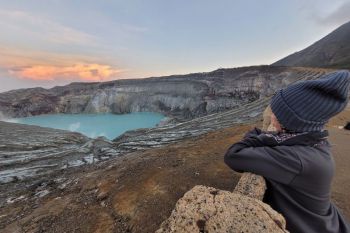 Wisata Kawah Ijen masih ditutup meski karhutla telah padam