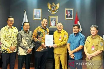 Pemkab Nagan Raya serahkan dokumen dua BUMD ke Kemendagri