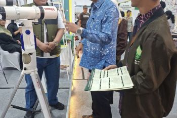 Dirjen Bimas Islam kunjungi stand planetarium UIN Walisongo, apresiasi edukasi astronomi