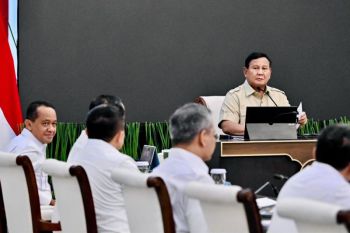 Seskab mengungkapkan enam langkah Presiden Prabowo menuju kemandirian energi