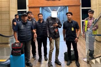 Imigrasi di Bali pulangkan WNA Ethiopia buron Interpol kasus penipuan