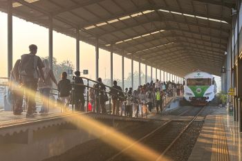 KAI Daop 1 Jakarta imbau pelanggan di Stasiun Karawang antisipasi rekayasa lalulintas