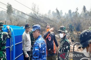 TNI, police step up night patrols near South Kalimantan's airport