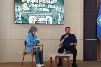 Bambang Patijaya ingatkan aktivis mahasiswa jangan berhenti pada antitesis