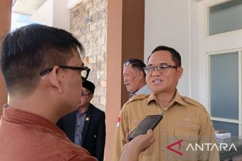 Kabupaten Sigi serahkan SK bantuan gempa tahap tiga ke BNPB