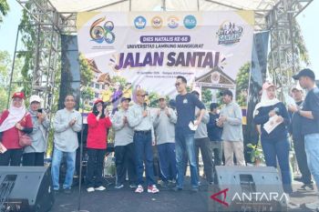 Jalan Santai jadi semangat ULM merayakan Dies Natalis ke-68