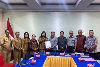 Kanwil Kemenkum NTT meningkatkan kualitas produk hukum Kabupaten Sikka