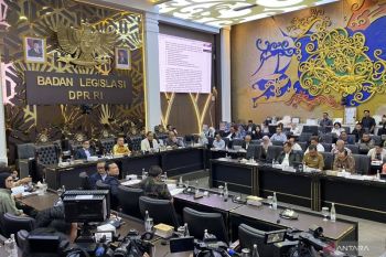 Dasco pimpin rapat RUU Reforma Agraria, Nusron Wahid hadir