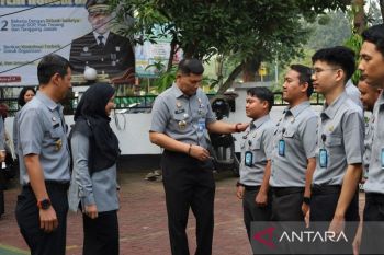 Pimpin apel pagi, Kakanwil periksa kelengkapan atribut pegawai