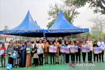 Barito Utara terima bantuan pangan karhutla Gubernur Kalteng