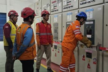 Jaga Performa Aset Vital, PLN UPT Jambi tuntaskan pemeliharaan dua tahunan penyulang di GI Payo Selincah