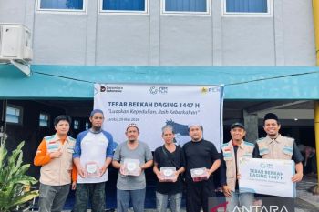 PLN Tebar berkah daging kurban untuk ratusan warga di Jambi