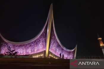 Suasana malam di Kota Padang
