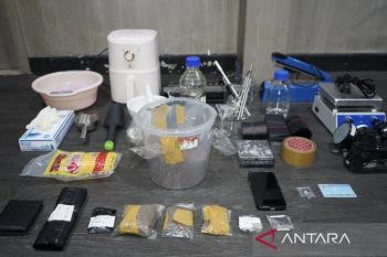 Polda Metro Jaya bongkar keberadaan laboratorium rumahan tembakau sintetis di Jakpus