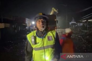 Jalan Solok-Padang putus total akibat diterjang banjir bandang