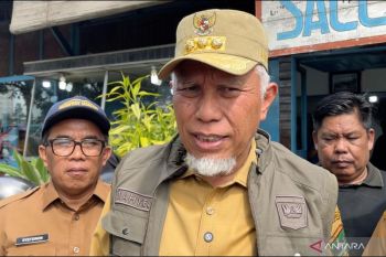 Gubernur: Pemerintah pusat siap bantu rehabilitasi pascabencana Solok