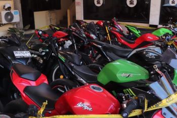 Polisi sita 78 motor berknalpot brong di Denpasar