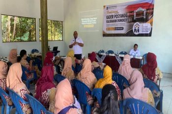 Kesbangpol Sleman bina kader desa cegah judol dan pinjol ilegal