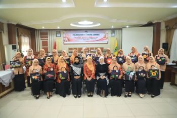 DWP HSU gelar Lomba Menghias Tas Purun peringati HUT ke-27