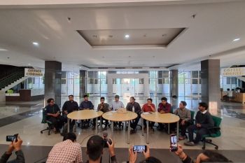 DEMA UINSA tuntut bukti administratif pengunduran diri rektor