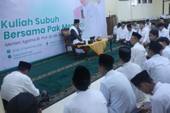 "Dari Al-Qur'an hingga super AI, pesan Menag Nasaruddin Umar dalam "Kuliah Subuh Bersama Menteri Agama RI" di UIN Walisongo Semarang