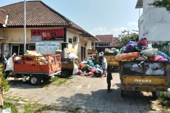 Pemkot Mataram cari lokasi pengganti tempat penampungan sampah di Monjok