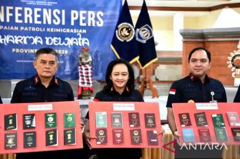 Imigrasi Bali amankan 62 WNA bermasalah pada Patroli Dharma Dewata