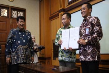 Pemkab Kulon Progo menerapkan pembayaran non-tunai optimalkan retribusi