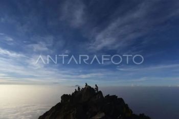 Pendakian Gunung Arjuno-Welirang dibuka kembali pascakebakaran