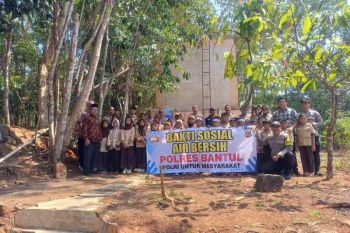 Polres Bantul mendistribusikan 25 ribu liter air di wilayah kekeringan