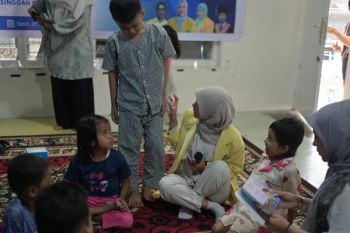 LENTERA dampingi delapan anak pejuang kanker di rumah singgah Padang