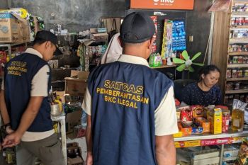 Tim gabungan menyita 7.290 batang rokok ilegal di Jepara