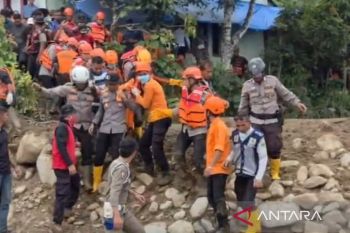 Tim SAR gabungan temukan korban terakhir banjir bandang di Solok
