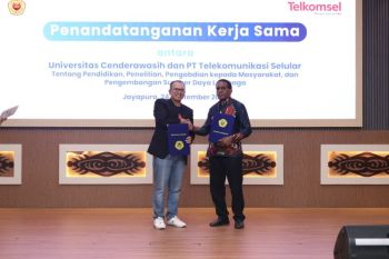 Telkomsel buka akses pengalaman di industri bagi mahasiswa Uncen