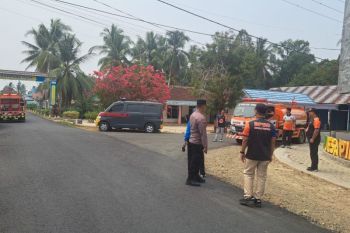 Polres - BPBD Tabalong salurkan air bersih kepada warga terdampak kekeringan