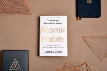 3 Rekomendasi Buku yang Wajib Dibaca di Masa Muda untuk Ubah Perspektif