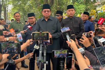 SBY kenang Guruh Soekarnoputra sumbang lukisan di pameran