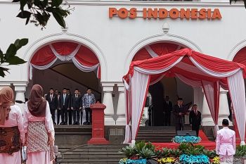 Hari Bhakti Postel ke-81, Wamenkomdigi minta digitalisasi beri manfaat