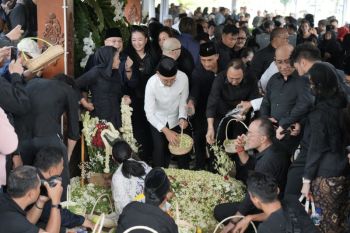 Fadli Zon kenang sosok Guruh Soekarnoputra sebagai pecinta literasi