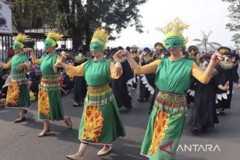 Kaltim hidupkan ekonomi kreatif lewat Mahakam Mask Carnival