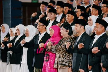 Khofifah harap Emil Dardak dan MES perkuat nilai halal Jatim