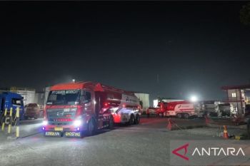 Pasca keributan antarkonsumen, Pertamina perkuat pengawasan SPBU apung Kapuas Hulu