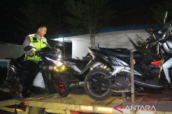 Resahkan warga, Puluhan motor knalpot bising di Cianjur diangkut polisi dalam Razia Subuh