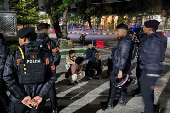 Polres Garut menurunkan tim patroli malam berantas peredaran miras