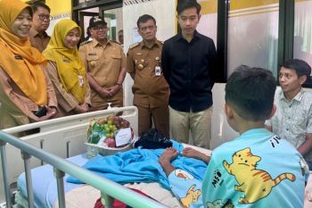 Wapres minta maaf kepada pasien dugaan keracunan makanan di Batang