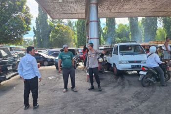 Polres Pasaman Barat patroli pengisian BBM agar distribusi tepat sasaran