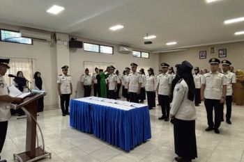 Kanim Polman lantik 14 ASN baru